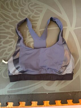 Athleta x Allyson Felix Sports Bra Women’s Small Blue Medium Support